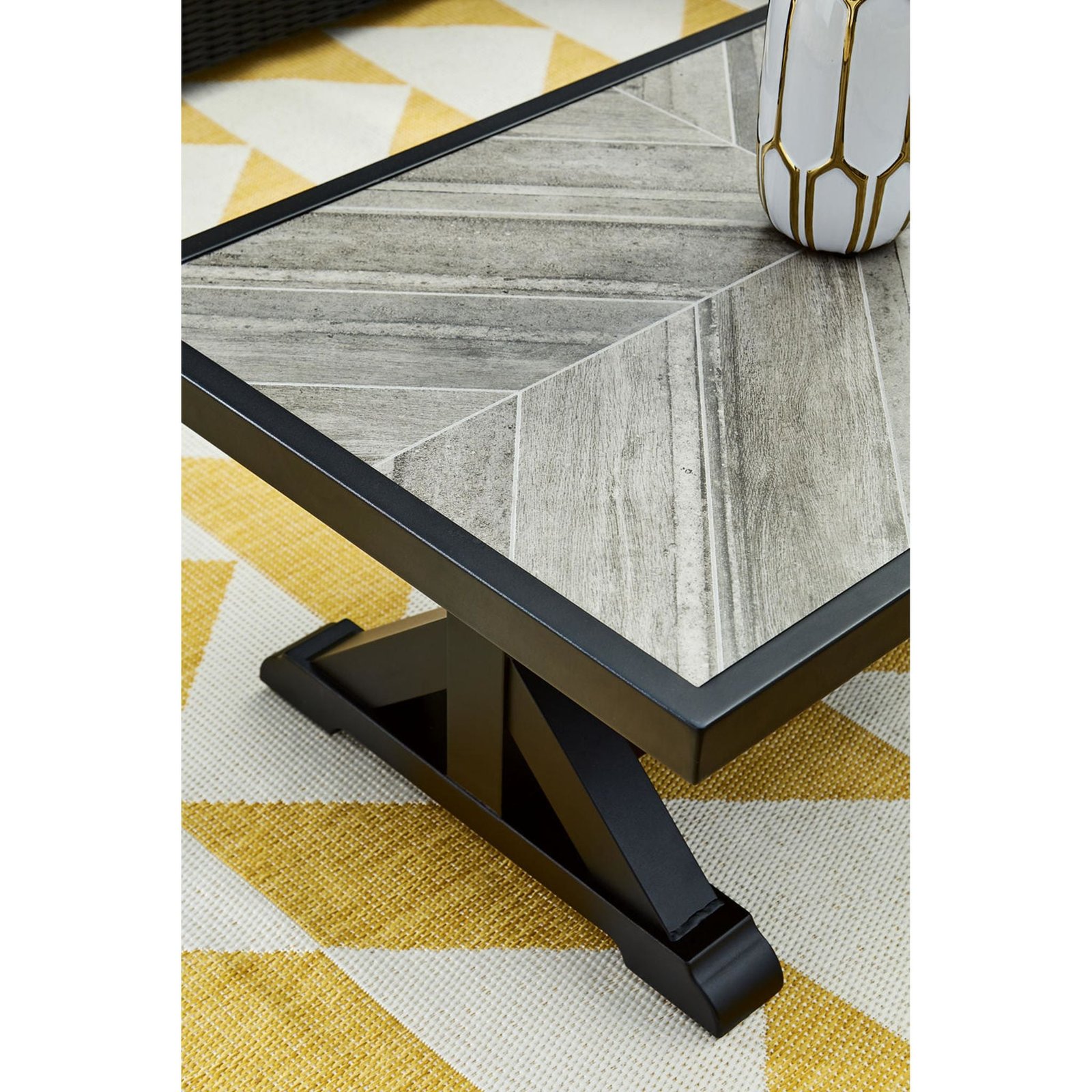 Beachcroft Outdoor Coffee Table - 图片 6